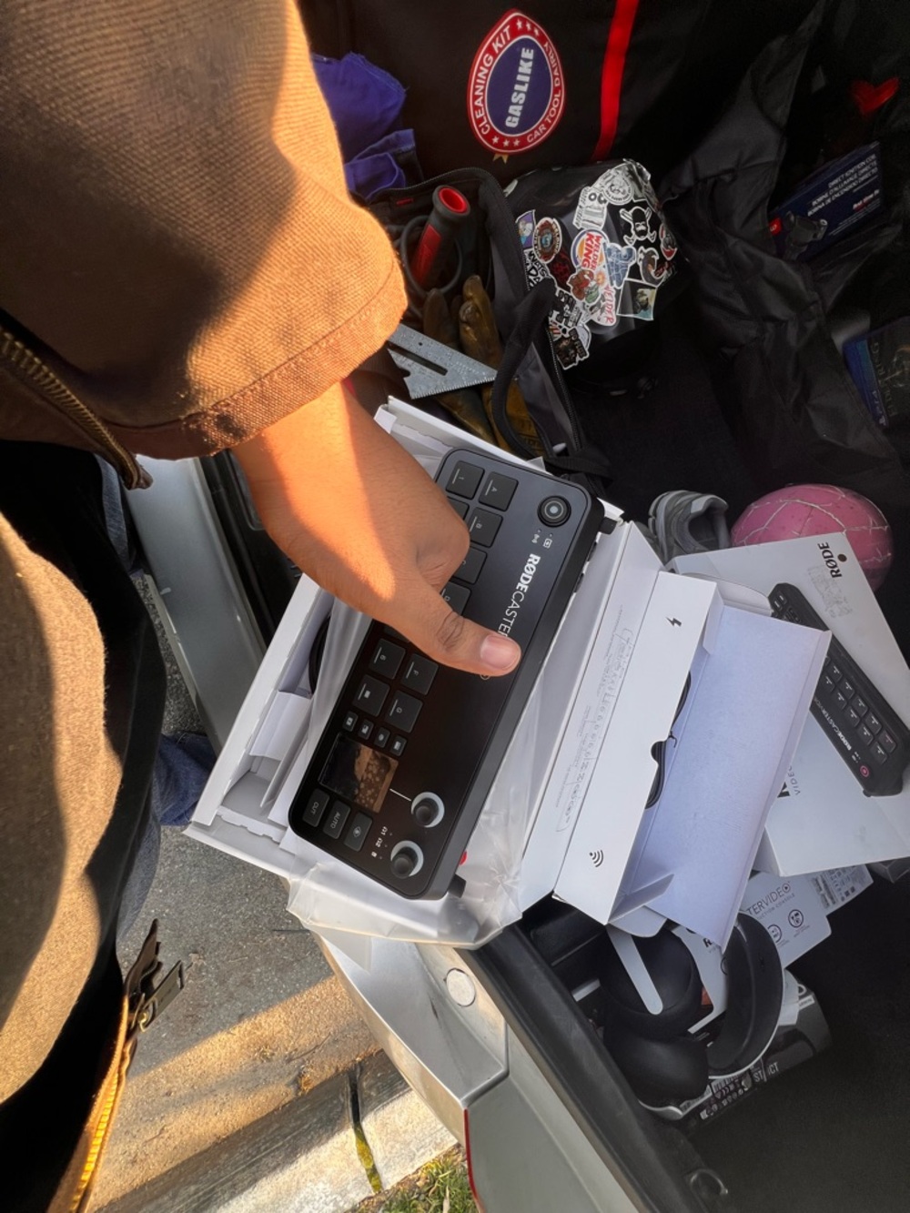 RodeCaster Pro Compact Podcast Mixer - Black